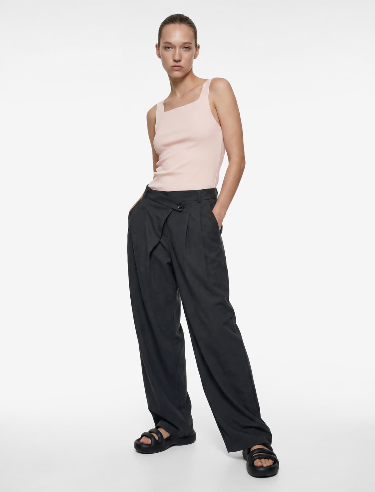 Pambıq Kvadrat Yaxalı Qolsuz Bluza