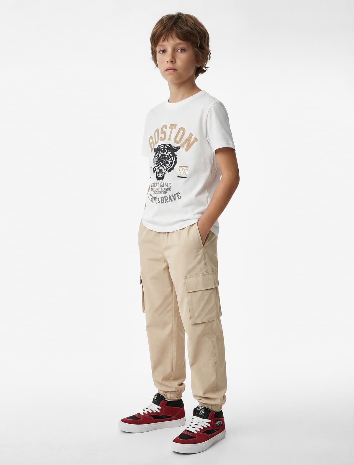 Pambıqdan Qısaqol Yakalı Çaplı T-shirt