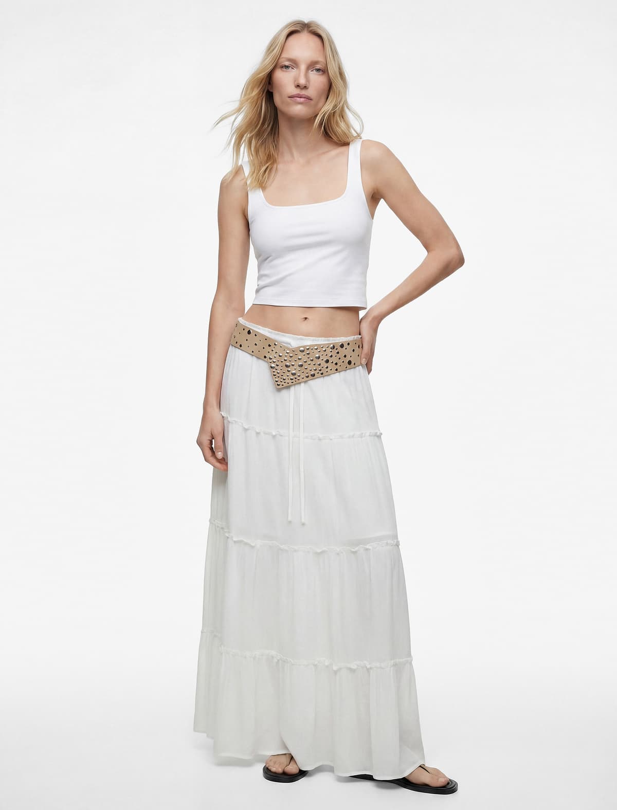 Kvadratboyunlu Slim fit Qalın Kəmərli Crop Top