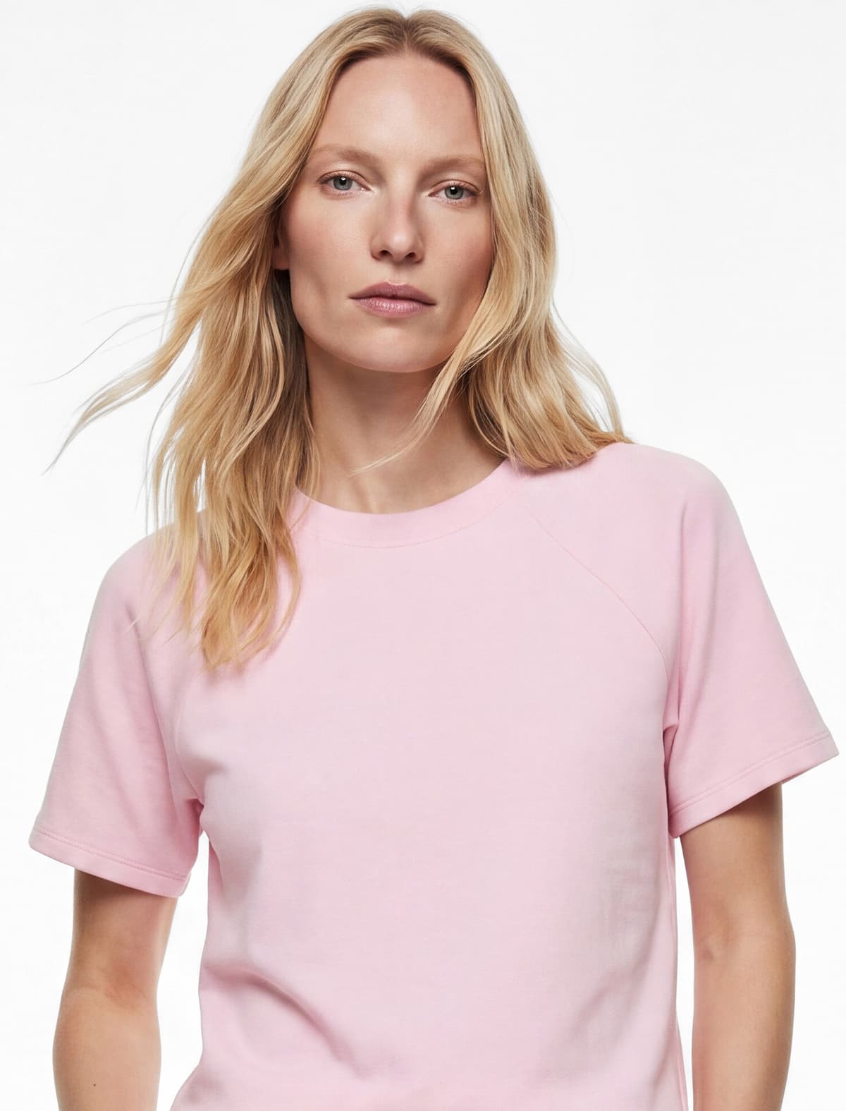 Normal Fit Qısaqol Ekipaj Yakalı Basic Tişört