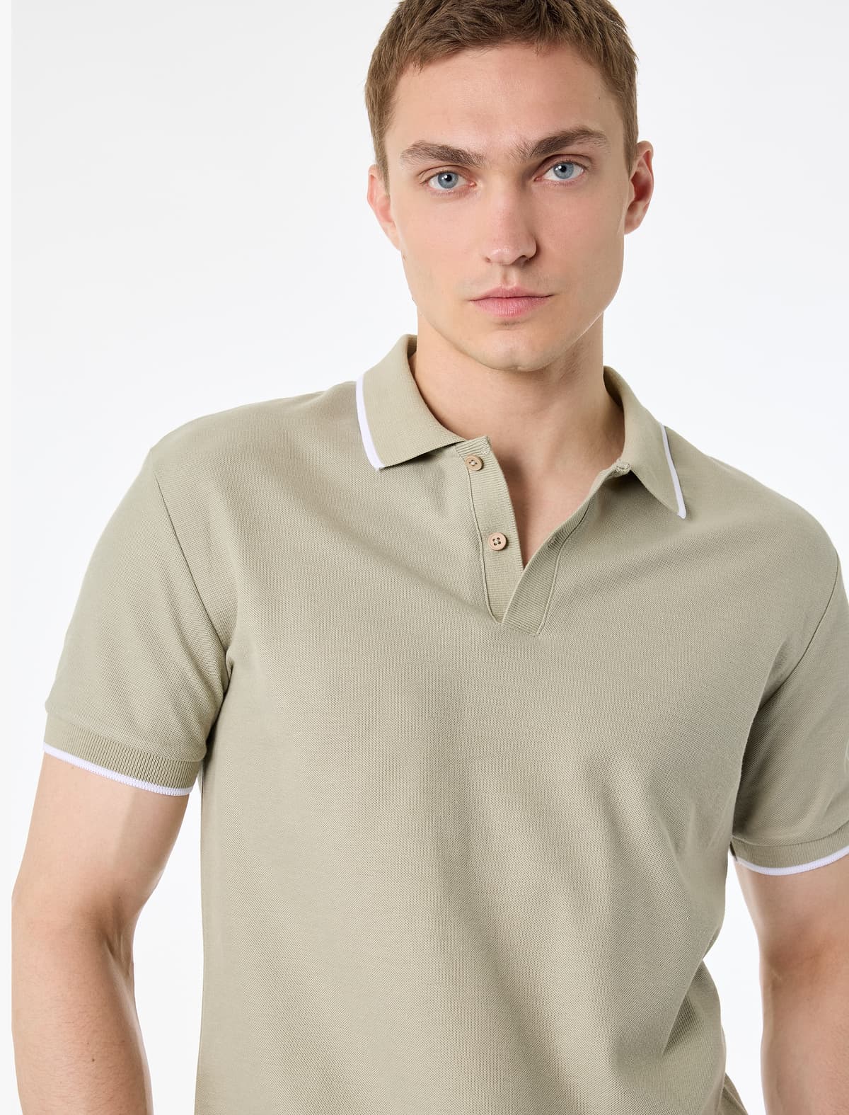 Qısaqol Pambıq Pike Parça Düyməli Polo Yaka Slim Fit Tişört