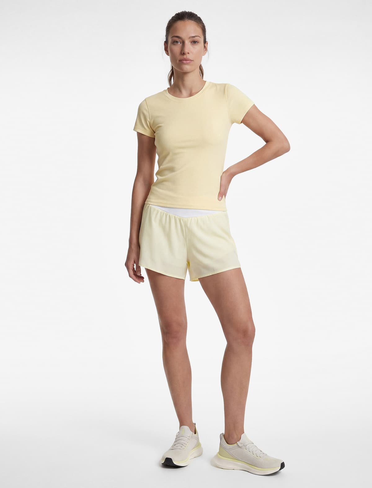 Slim fit Qısaqol Yaxalı İdman Tişörti