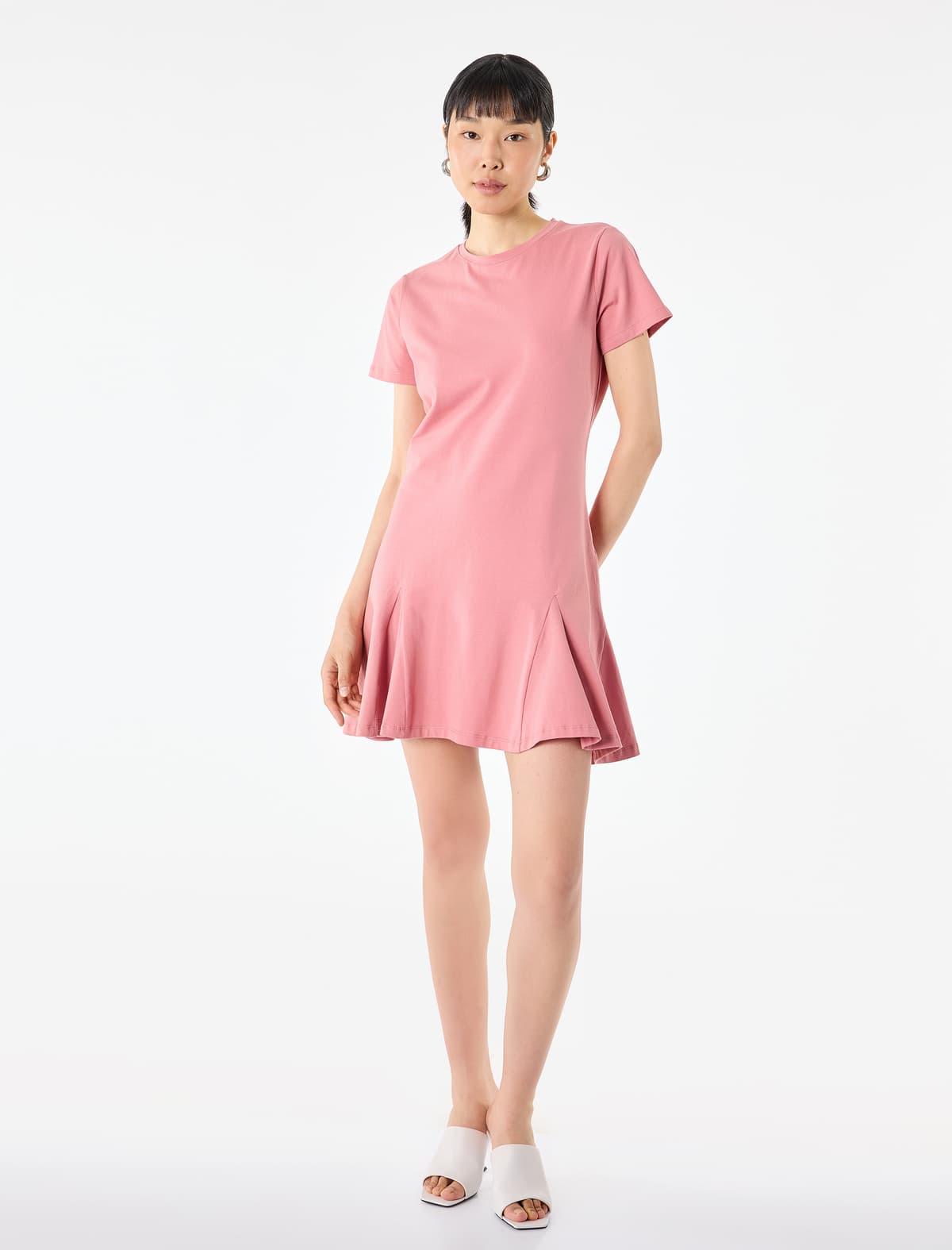 DRESSES