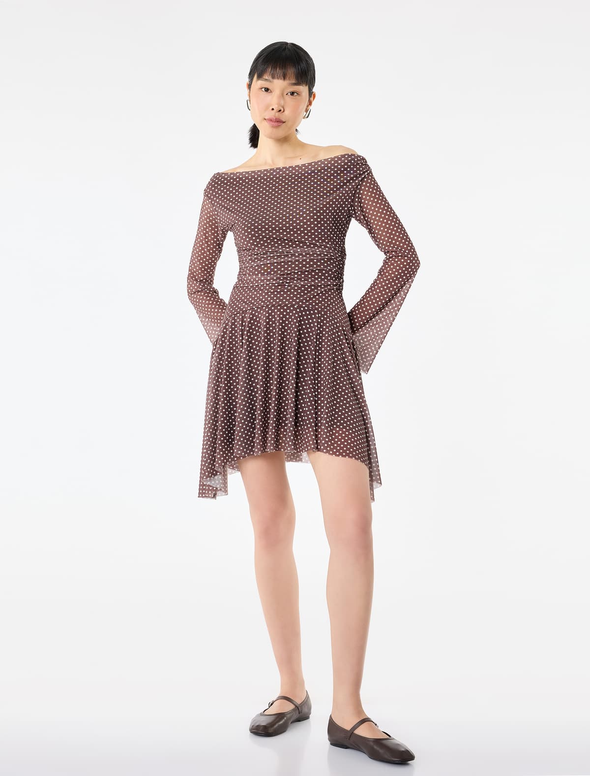DRESSES
