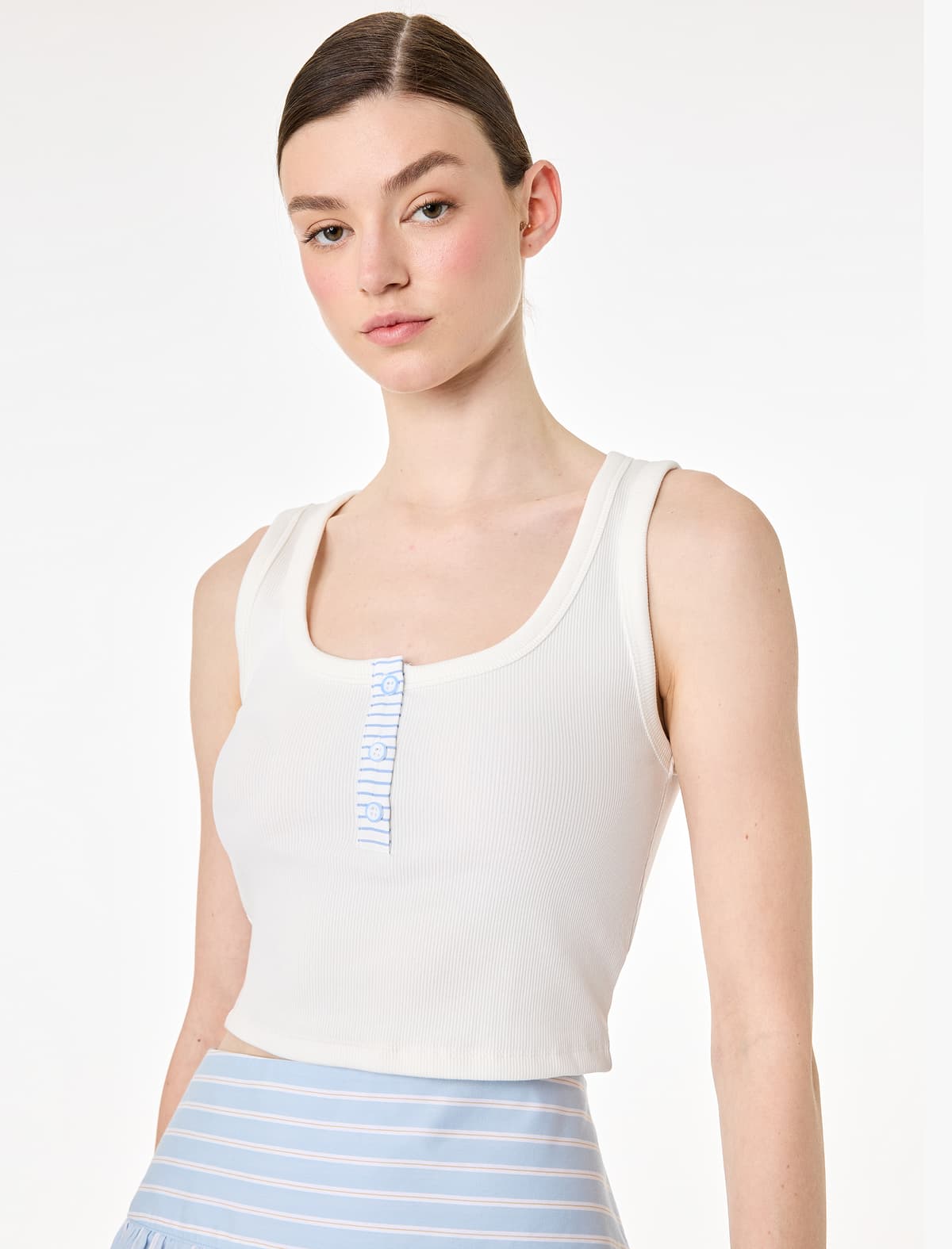 TANKTOPS