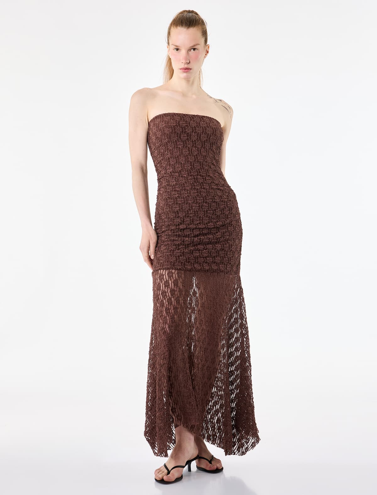 DRESSES