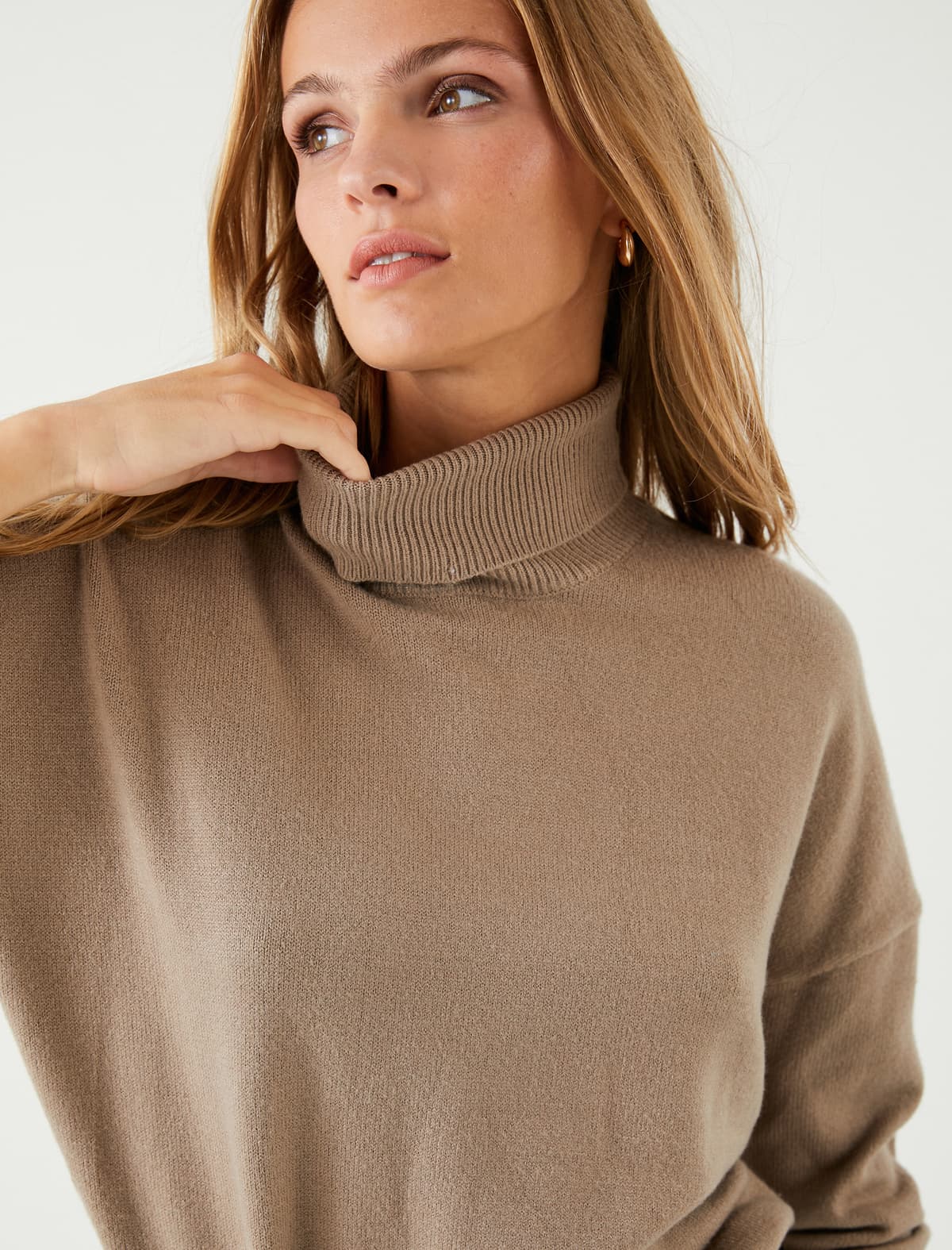 SWEATERS