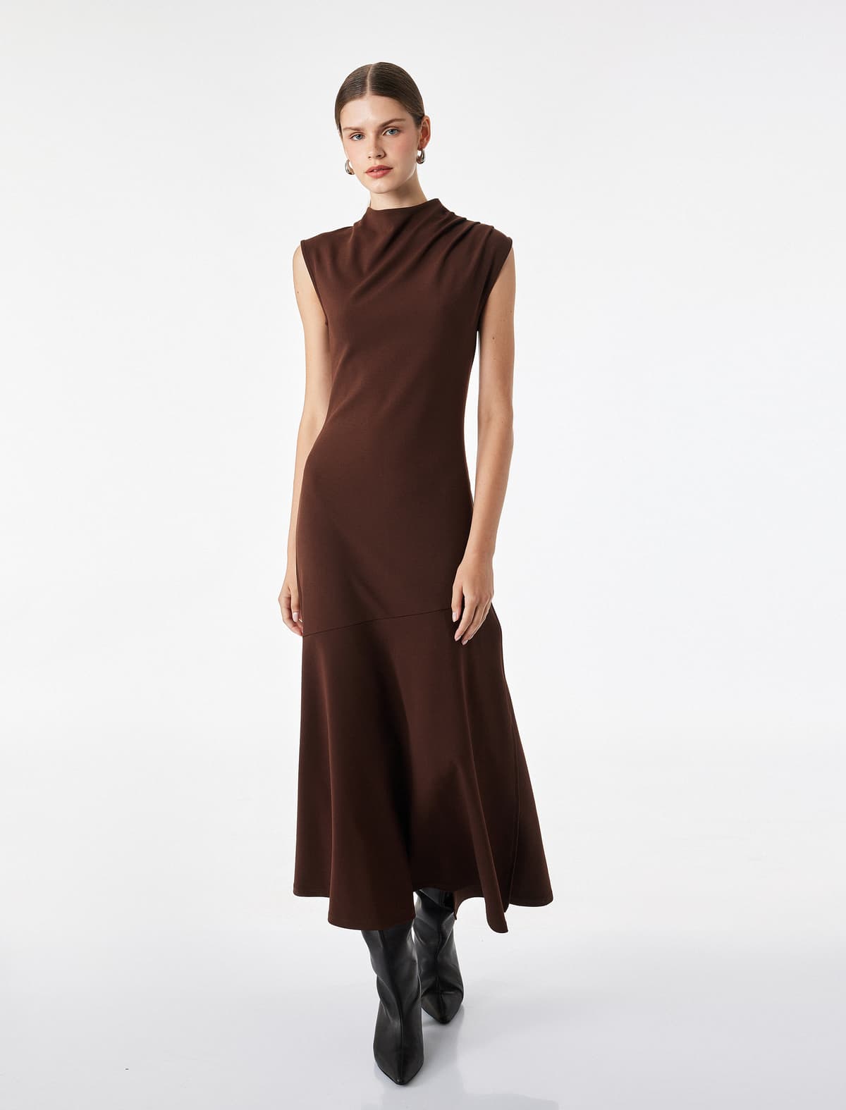 DRESSES