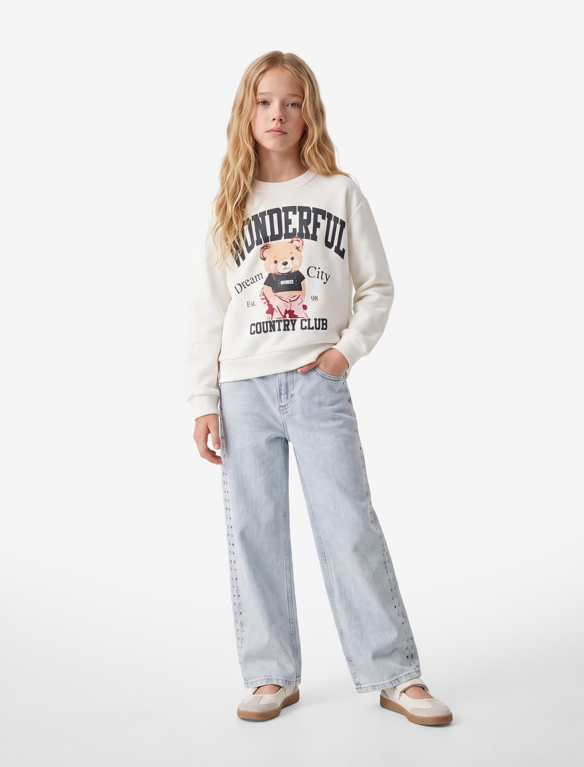 SWEATSHIRTS