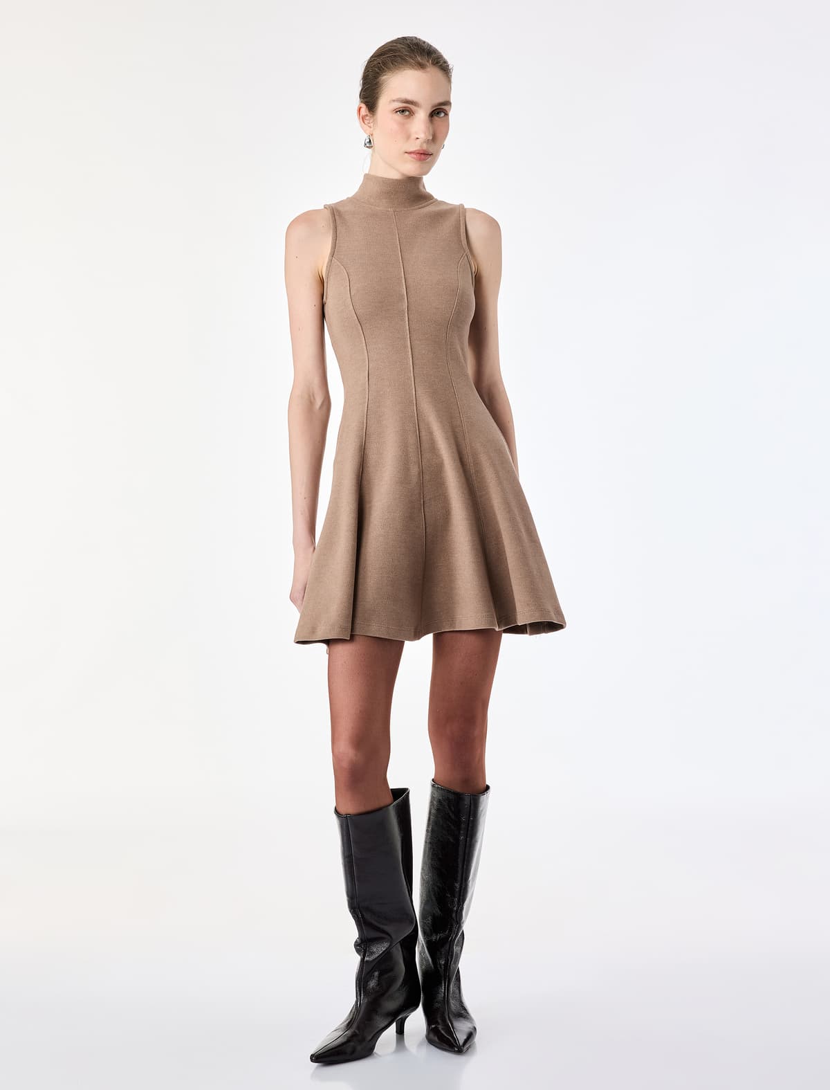 DRESSES