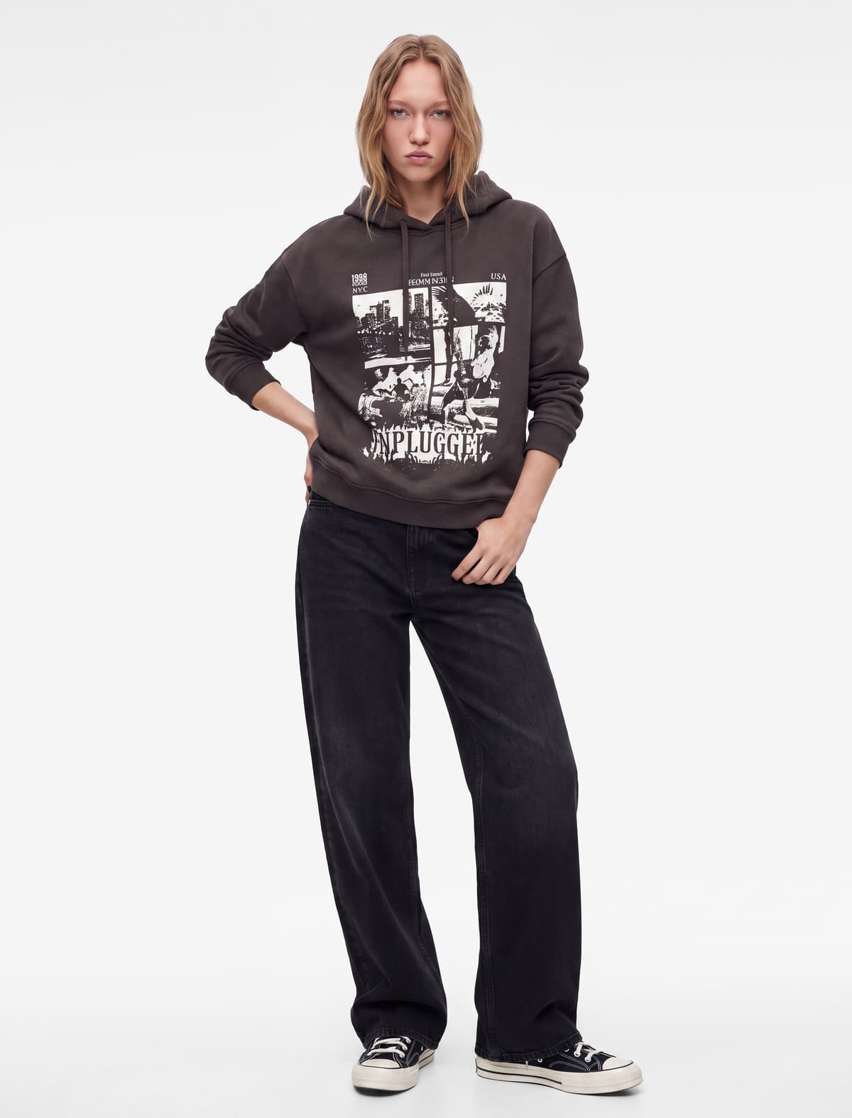 SWEATSHIRTS