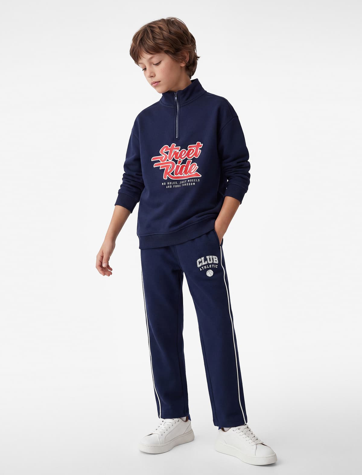 SWEATSHIRTS