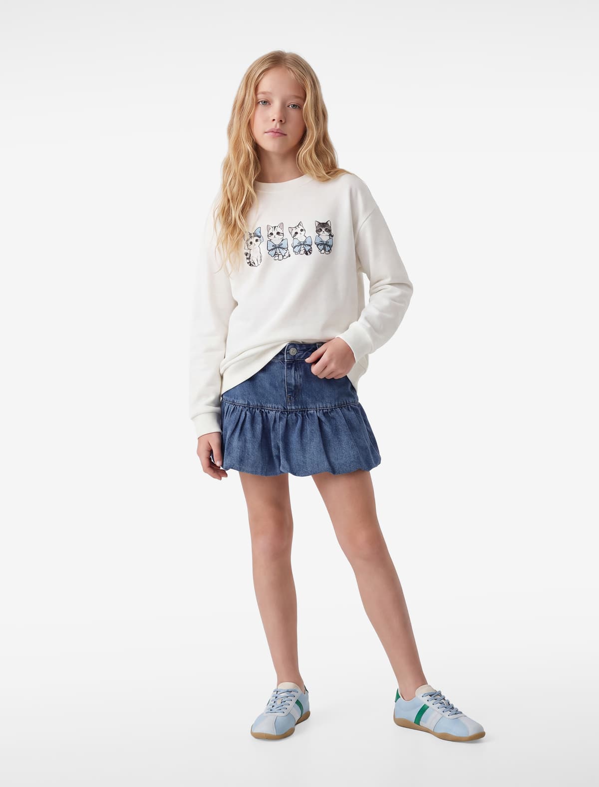 SWEATSHIRTS