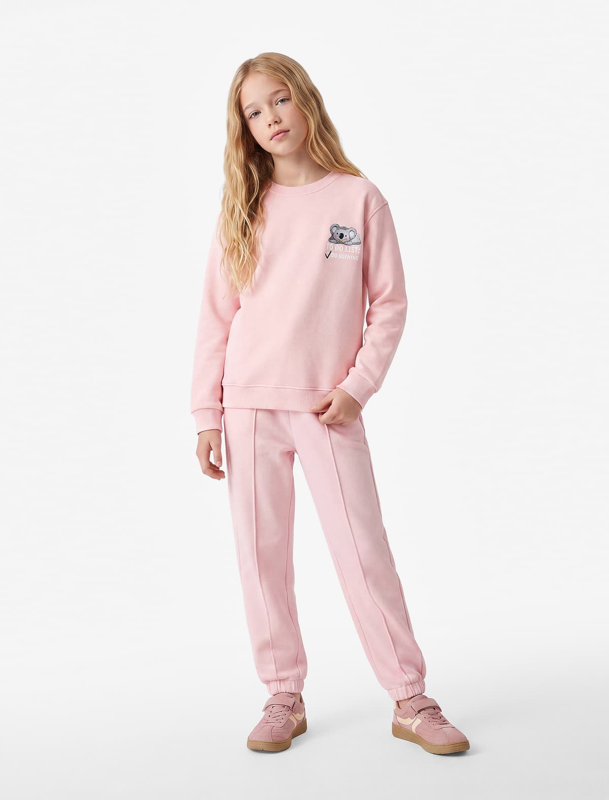 SWEATSHIRTS